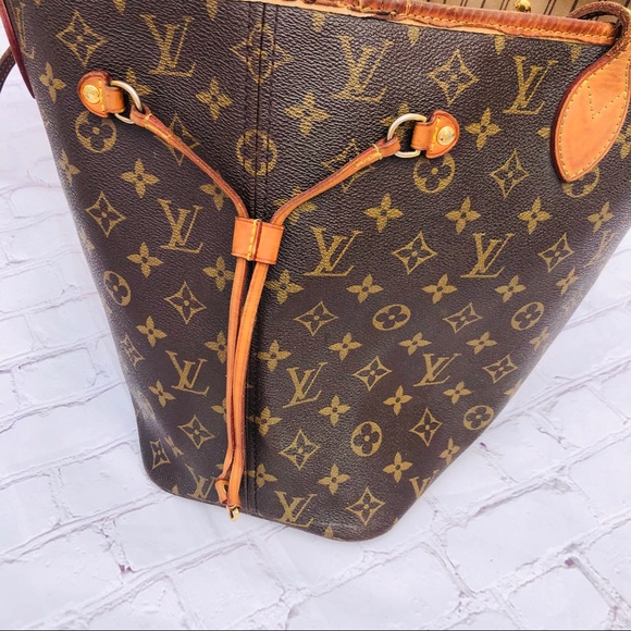 Louis Vuitton Neverfull MM - Picture 2 of 8